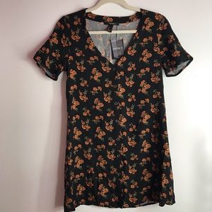 BRAND NEW floral button down dress